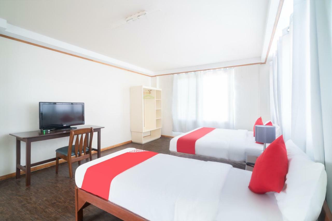 Oyo 162 The West Inn Davao Экстерьер фото